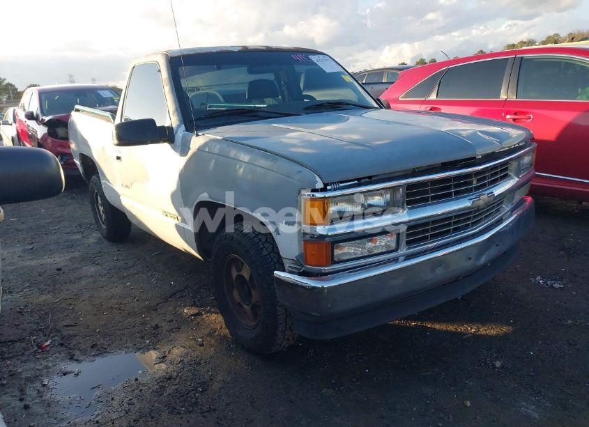 1995 Chevrolet Gmt-400 C1500 (VIN 1GCEC14Z2SZ195724) main photo