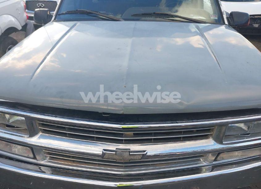 Photo 10 of 1995 Chevrolet Gmt-400 C1500 (VIN 1GCEC14Z2SZ195724)