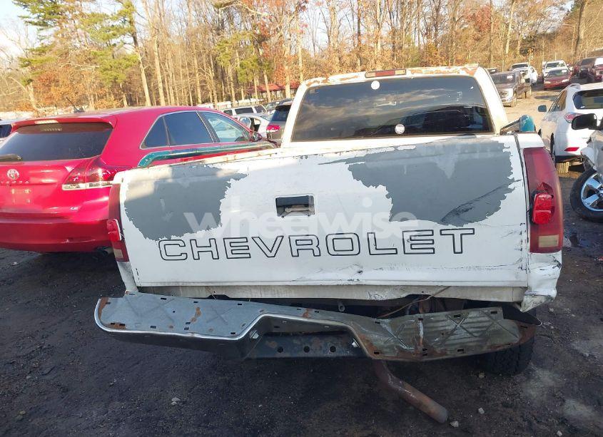 Photo 16 of 1995 Chevrolet Gmt-400 C1500 (VIN 1GCEC14Z2SZ195724)