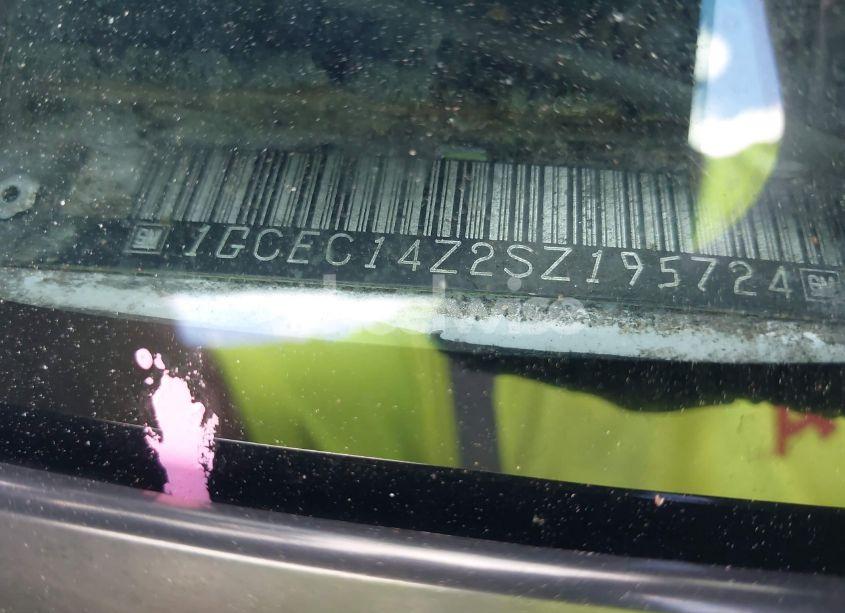 Photo 9 of 1995 Chevrolet Gmt-400 C1500 (VIN 1GCEC14Z2SZ195724)