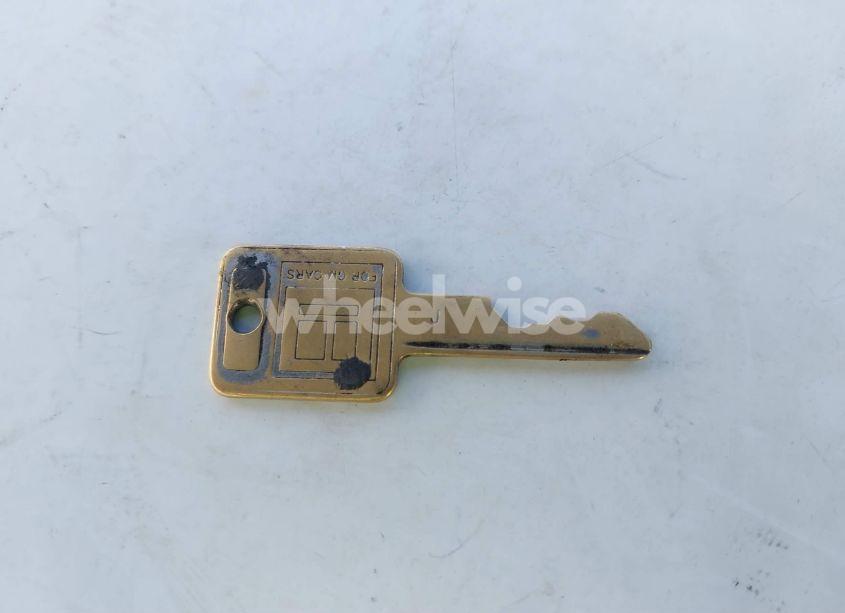 Photo 11 of 1994 Chevrolet Gmt-400 C1500 (VIN 1GCEC14Z3RZ270120)