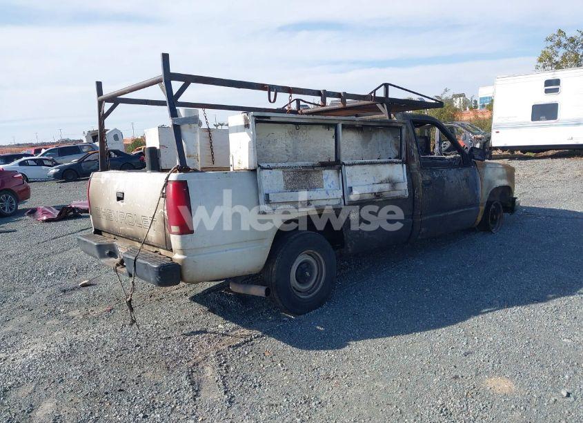 Photo 4 of 1994 Chevrolet Gmt-400 C1500 (VIN 1GCEC14Z3RZ270120)