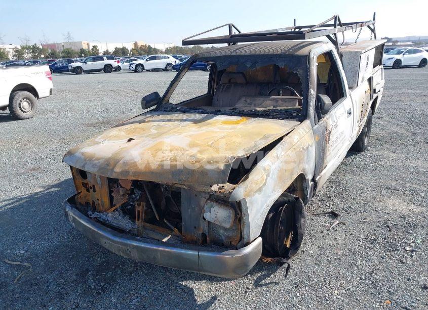 Photo 6 of 1994 Chevrolet Gmt-400 C1500 (VIN 1GCEC14Z3RZ270120)