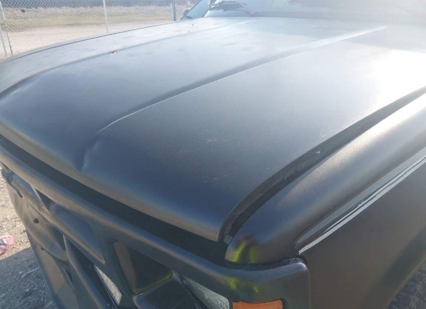 Photo 10 of 1993 Chevrolet Gmt-400 C1500 (VIN 1GCEC14Z5PZ256524)