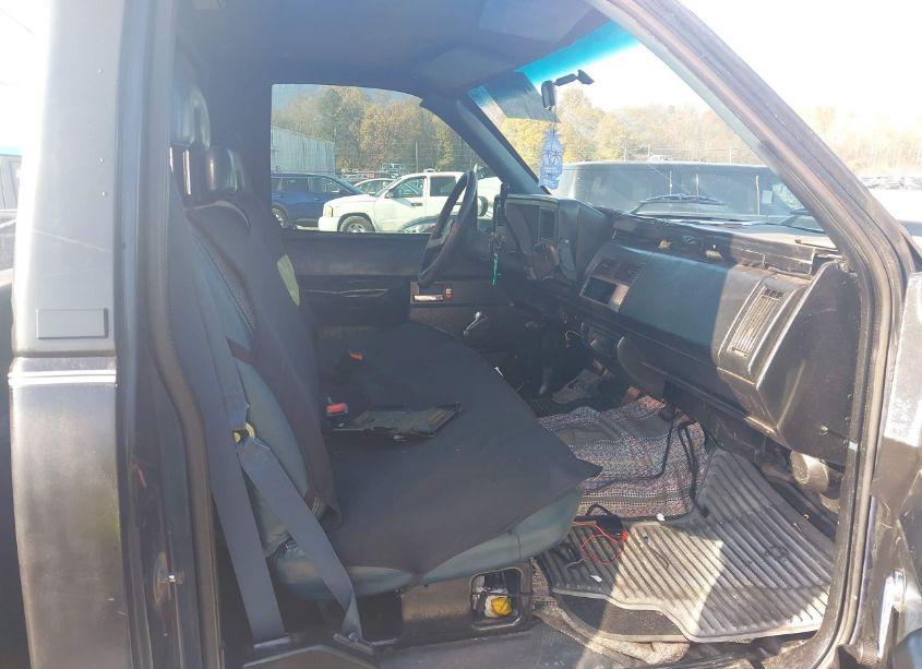 Photo 5 of 1993 Chevrolet Gmt-400 C1500 (VIN 1GCEC14Z5PZ256524)