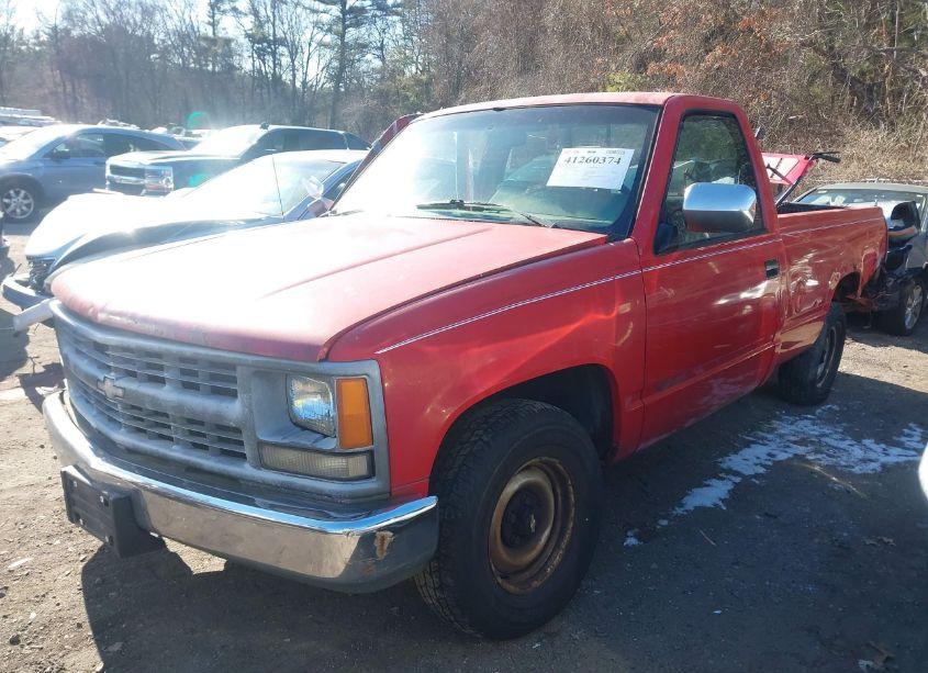 Photo 2 of 1994 Chevrolet Gmt-400 C1500 (VIN 1GCEC14Z6RZ133611)