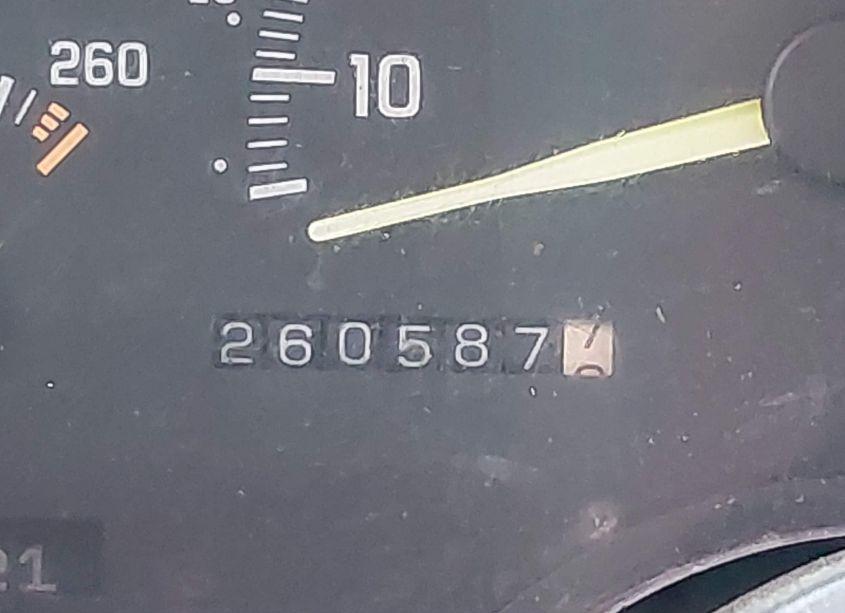 Photo 7 of 1994 Chevrolet Gmt-400 C1500 (VIN 1GCEC14Z6RZ133611)