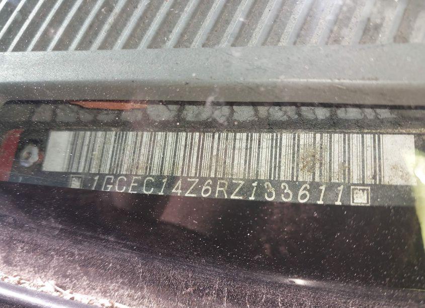 Photo 9 of 1994 Chevrolet Gmt-400 C1500 (VIN 1GCEC14Z6RZ133611)