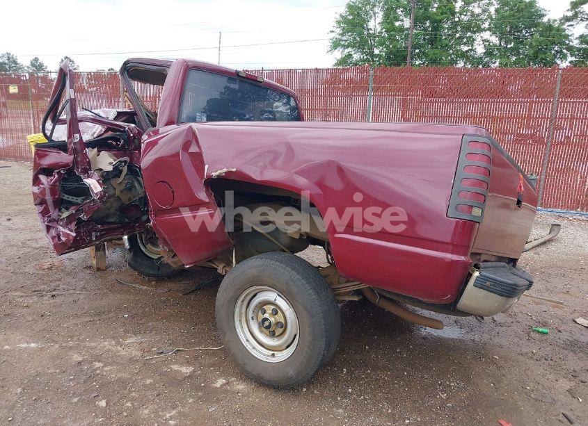 Photo 3 of 1995 Chevrolet Gmt-400 C1500 (VIN 1GCEC14Z6SZ177386)