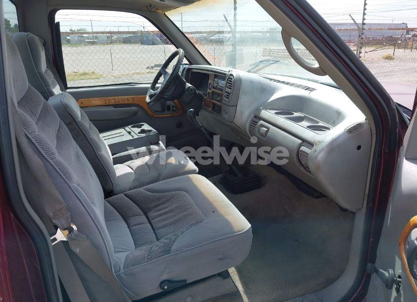 Photo 5 of 1995 Chevrolet Gmt-400 C1500 (VIN 1GCEC14Z6SZ252331)