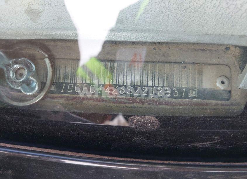 Photo 9 of 1995 Chevrolet Gmt-400 C1500 (VIN 1GCEC14Z6SZ252331)