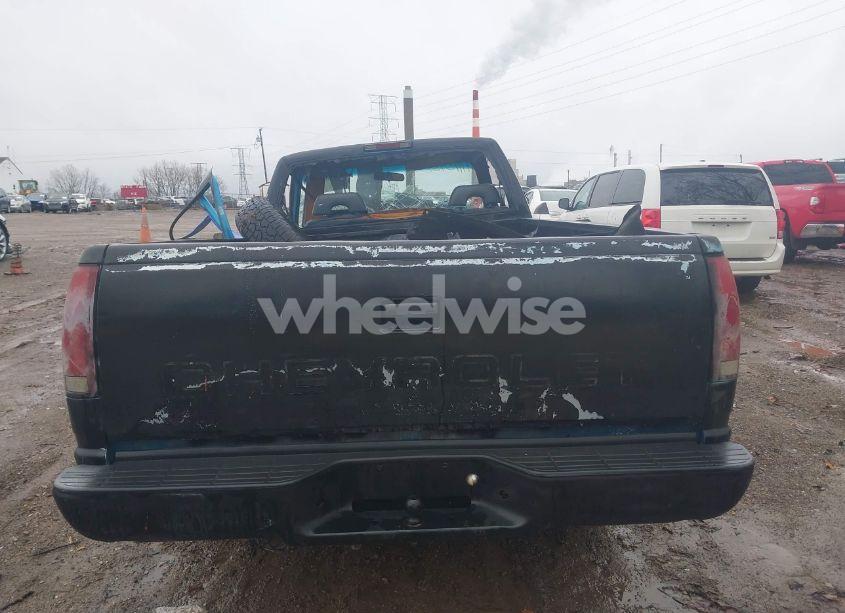 Photo 17 of 1994 Chevrolet Gmt-400 C1500 (VIN 1GCEC14Z7RZ243583)