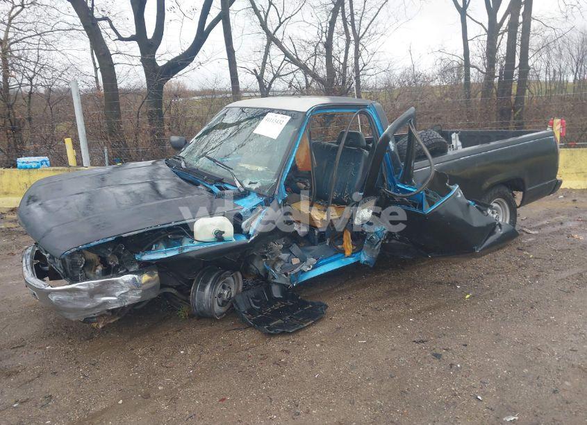 Photo 6 of 1994 Chevrolet Gmt-400 C1500 (VIN 1GCEC14Z7RZ243583)