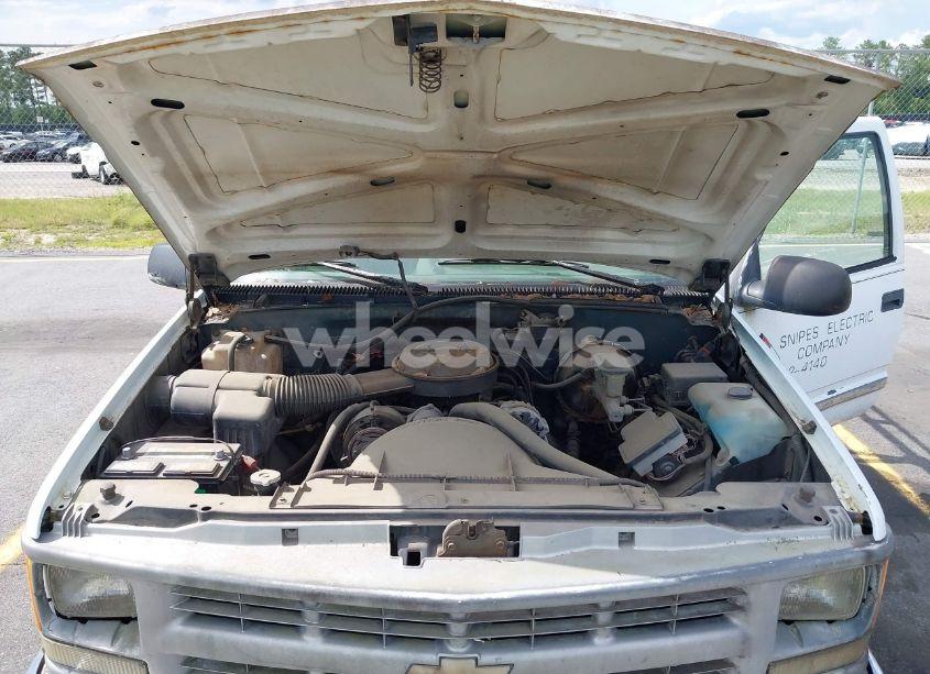 Photo 10 of 1995 Chevrolet Gmt-400 C1500 (VIN 1GCEC14ZXSZ280309)