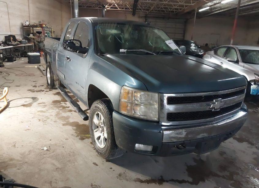 2007 Chevrolet Silverado 1500 LT1 (VIN 1GCEC19007Z562590) main photo