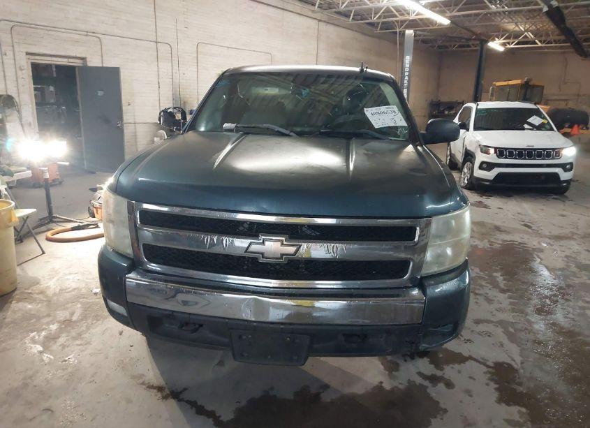 Photo 13 of 2007 Chevrolet Silverado 1500 LT1 (VIN 1GCEC19007Z562590)