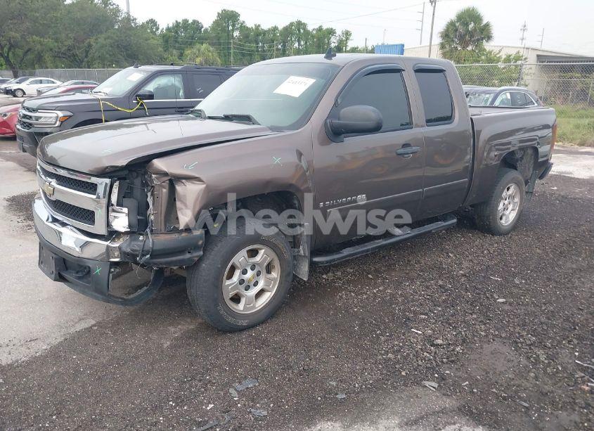 Photo 2 of 2008 Chevrolet Silverado 1500 LT2 (VIN 1GCEC19008Z190699)