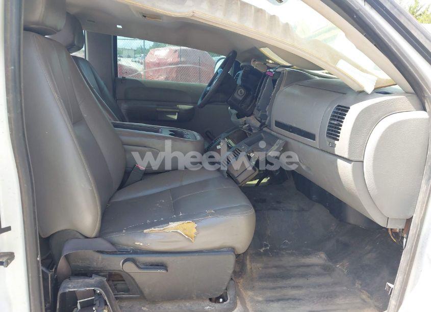 Photo 5 of 2009 Chevrolet Silverado 1500 WORK TRUCK (VIN 1GCEC19009E143732)