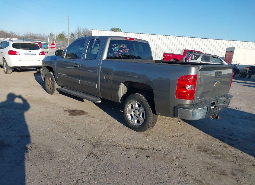 Photo 3 of 2007 Chevrolet Silverado 1500 LT2 (VIN 1GCEC19017Z558970)