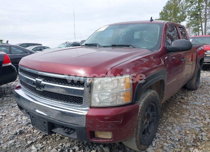 Photo 2 of 2008 Chevrolet Silverado 1500 LT1 (VIN 1GCEC19018Z206862)