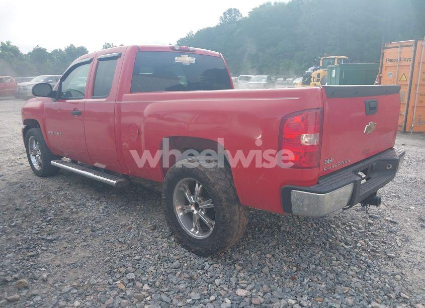 Photo 3 of 2007 Chevrolet Silverado 1500 LT1 (VIN 1GCEC19027Z502990)