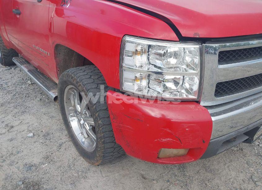 Photo 6 of 2007 Chevrolet Silverado 1500 LT1 (VIN 1GCEC19027Z502990)