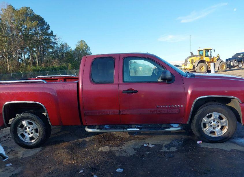 Photo 14 of 2007 Chevrolet Silverado 1500 LT1 (VIN 1GCEC19027Z570156)