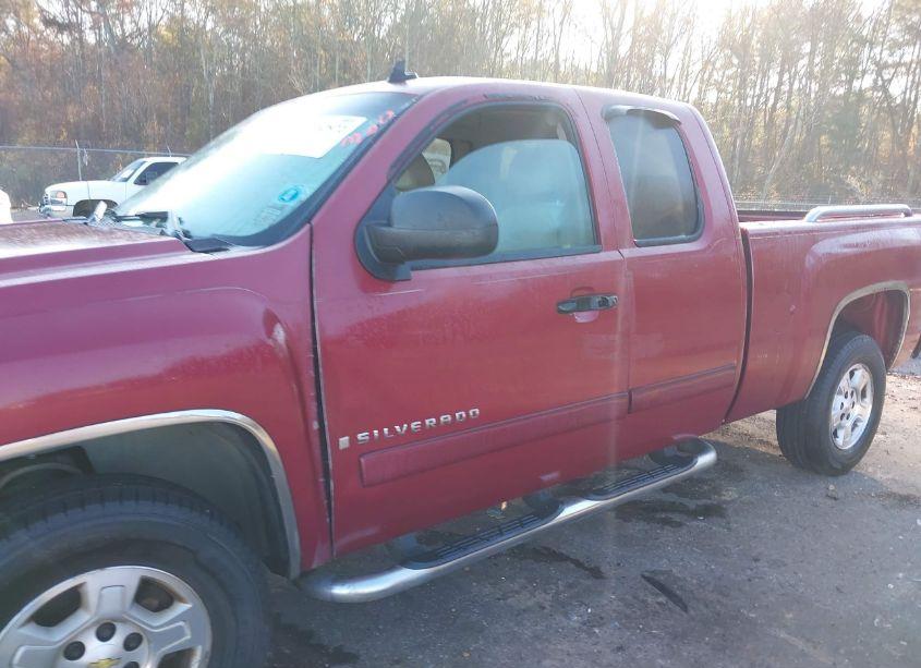 Photo 6 of 2007 Chevrolet Silverado 1500 LT1 (VIN 1GCEC19027Z570156)