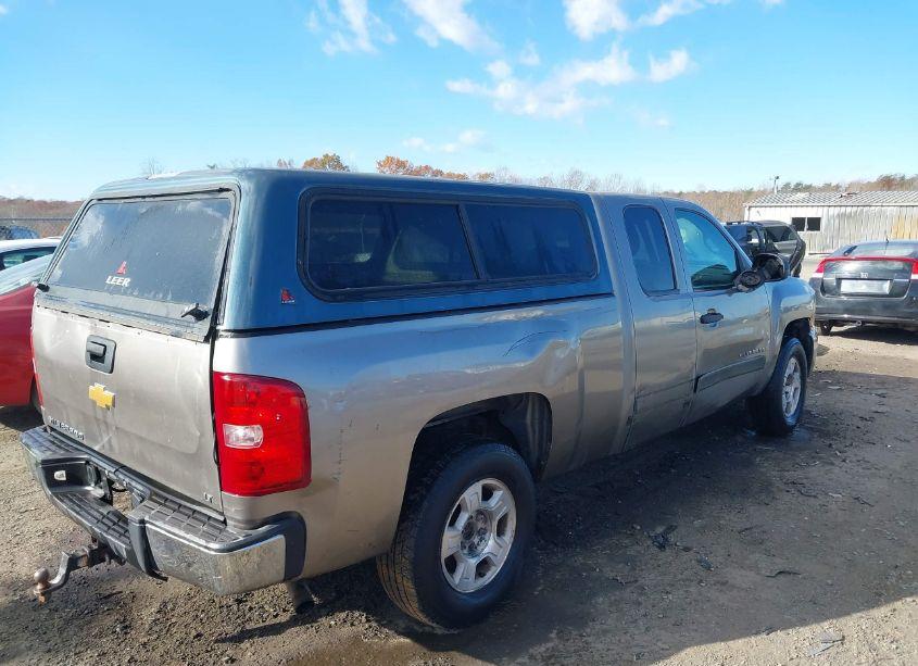 Photo 4 of 2007 Chevrolet Silverado 1500 LT1 (VIN 1GCEC19047Z519791)