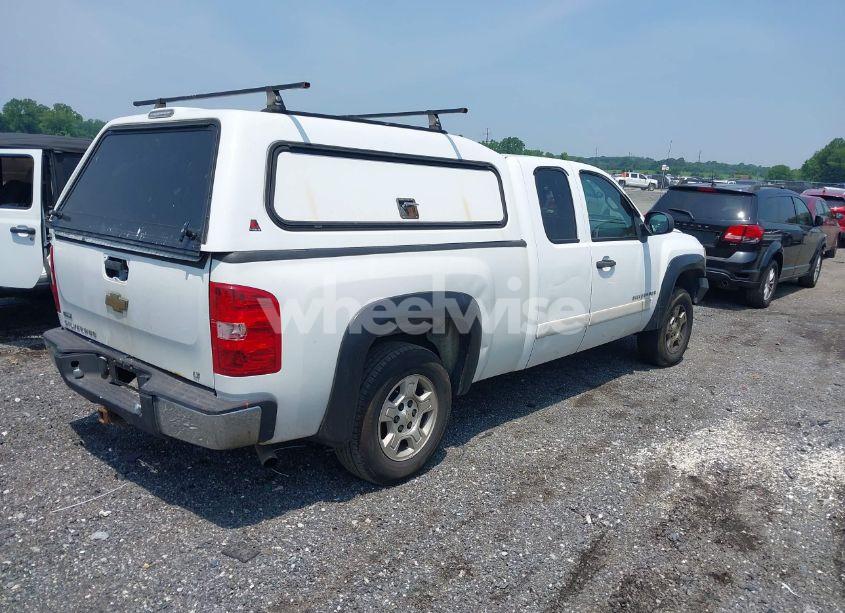 Photo 4 of 2008 Chevrolet Silverado 1500 LT1 (VIN 1GCEC19068Z163524)