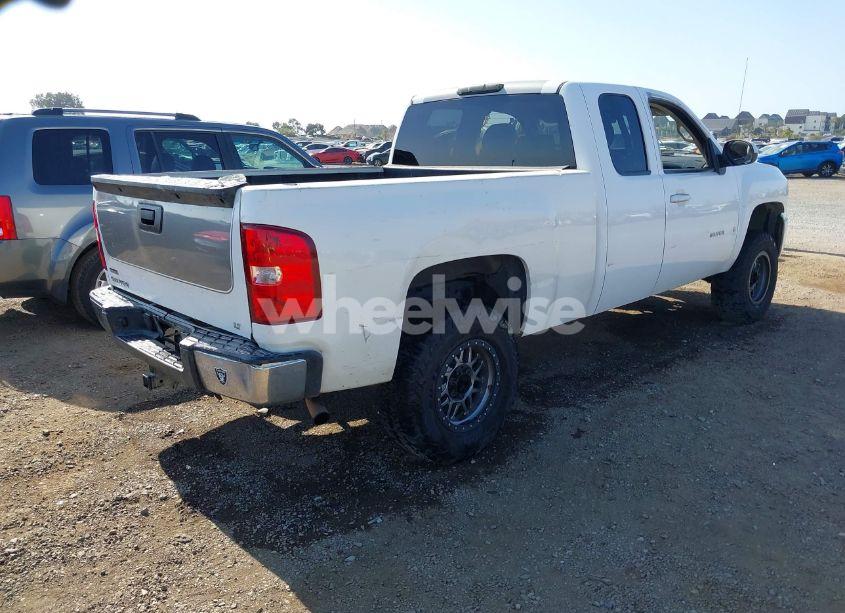 Photo 4 of 2008 Chevrolet Silverado 1500 LT1 (VIN 1GCEC19088Z141797)