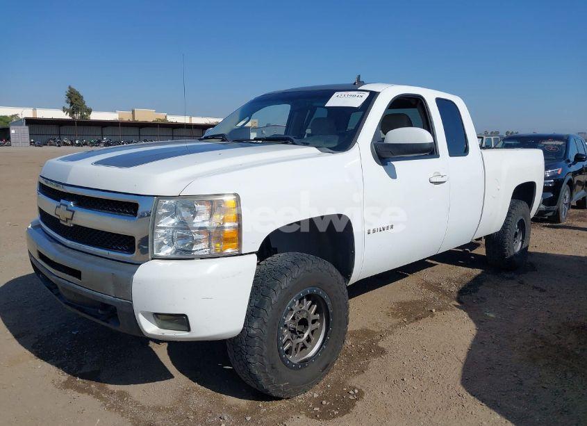 Photo 6 of 2008 Chevrolet Silverado 1500 LT1 (VIN 1GCEC19088Z141797)