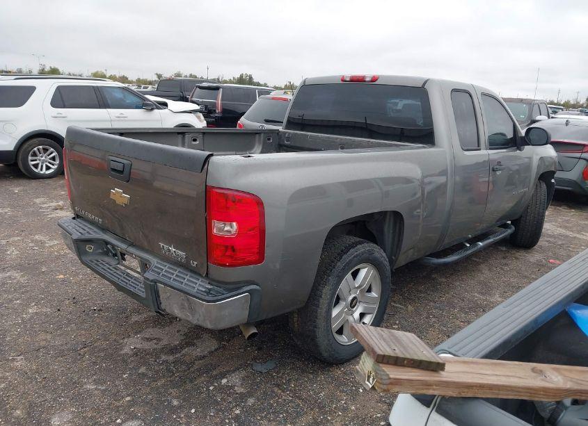 Photo 4 of 2009 Chevrolet Silverado 1500 WORK TRUCK (VIN 1GCEC19099Z110348)