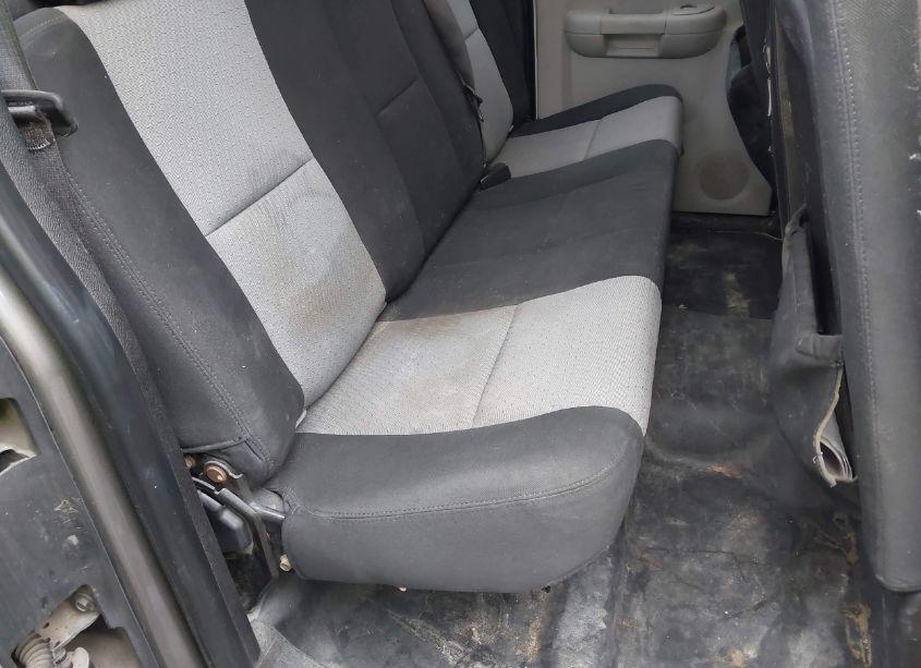 Photo 8 of 2009 Chevrolet Silverado 1500 WORK TRUCK (VIN 1GCEC19099Z110348)