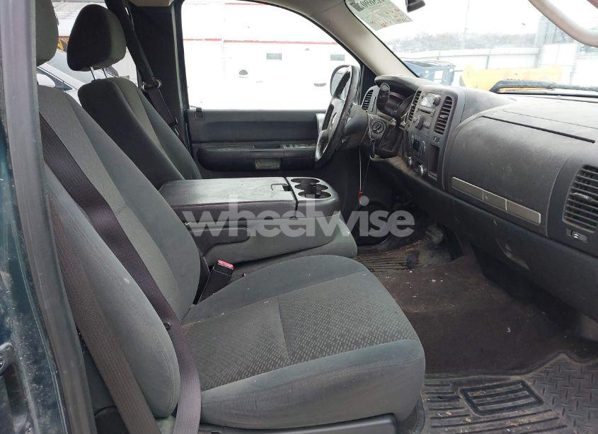 Photo 5 of 2008 Chevrolet Silverado 1500 LT1 (VIN 1GCEC190X8Z310072)