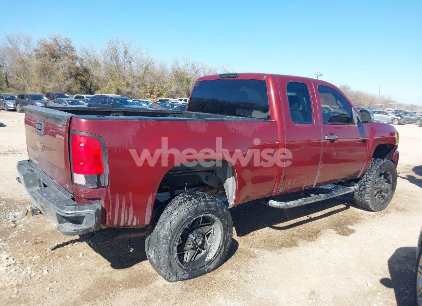 Photo 4 of 2007 Chevrolet Silverado 1500 LT1 (VIN 1GCEC19C07Z513822)