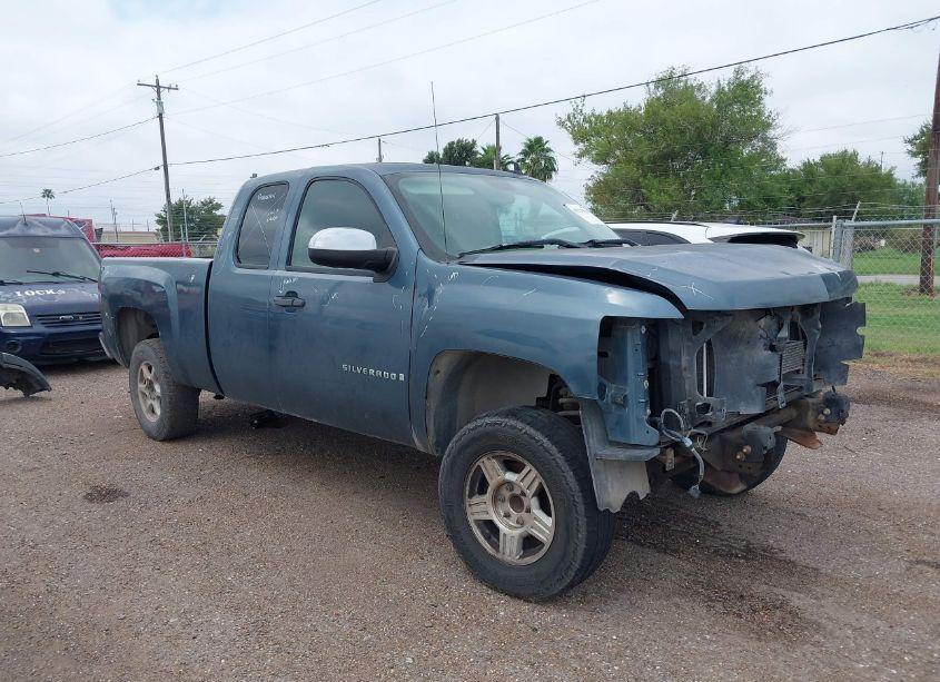 2008 Chevrolet Silverado 1500 WORK TRUCK (VIN 1GCEC19C08Z153095) main photo