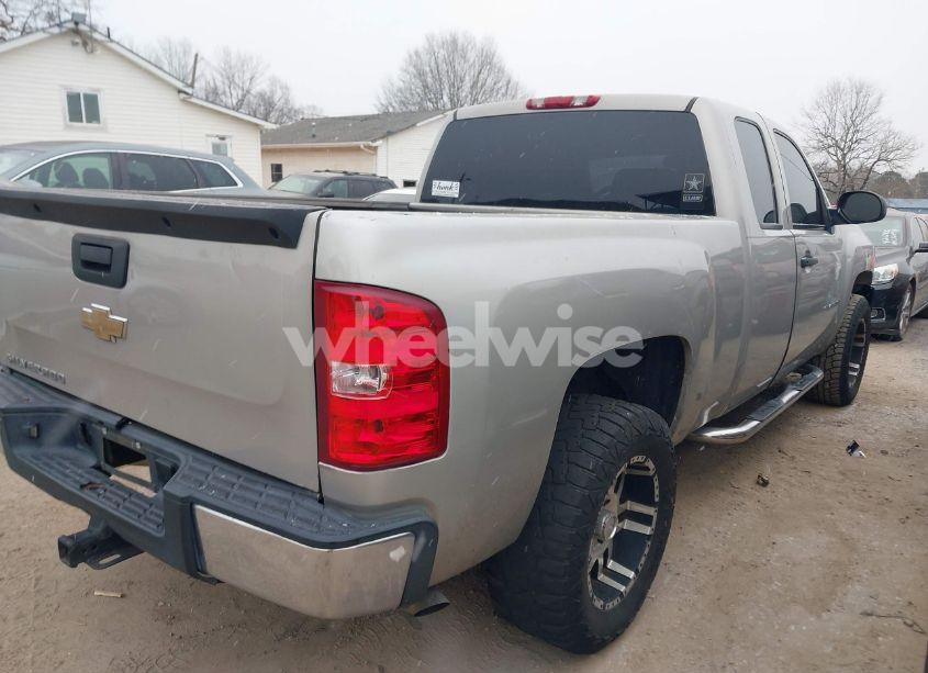 Photo 4 of 2007 Chevrolet Silverado 1500 WORK TRUCK (VIN 1GCEC19C17Z503025)