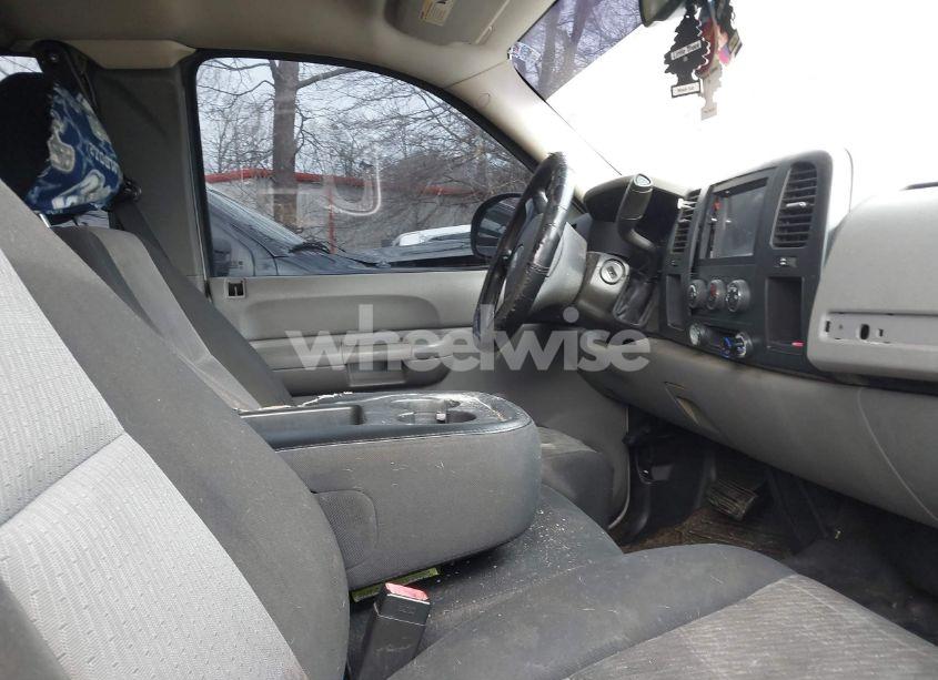 Photo 5 of 2007 Chevrolet Silverado 1500 WORK TRUCK (VIN 1GCEC19C17Z503025)