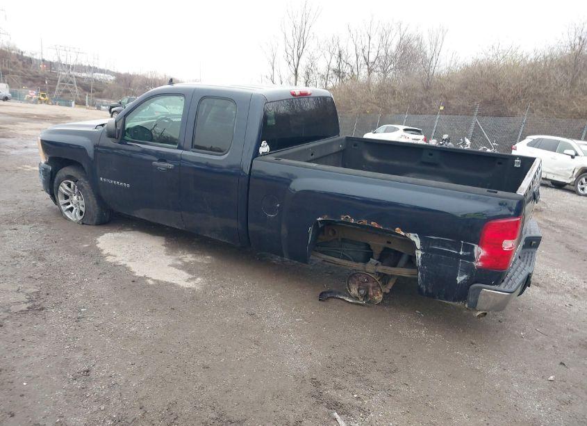 Photo 3 of 2007 Chevrolet Silverado 1500 WORK TRUCK (VIN 1GCEC19C37Z538729)
