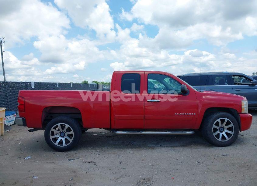 Photo 13 of 2007 Chevrolet Silverado 1500 LT1 (VIN 1GCEC19C47Z500314)