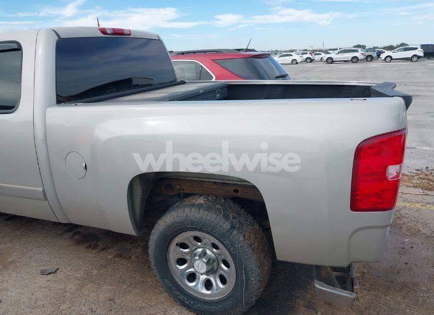 Photo 18 of 2008 Chevrolet Silverado 1500 LS (VIN 1GCEC19C58Z332264)