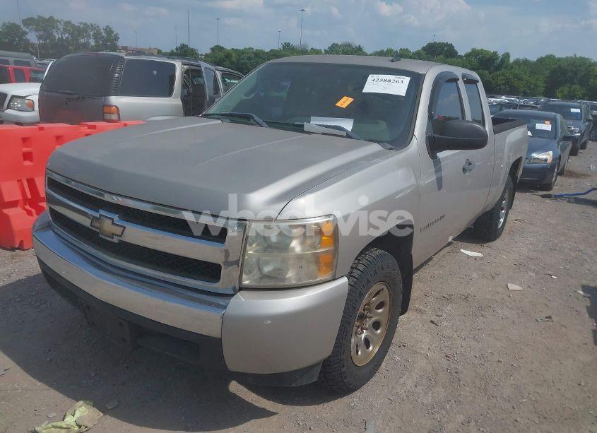 Photo 2 of 2007 Chevrolet Silverado 1500 WORK TRUCK (VIN 1GCEC19C67Z601998)