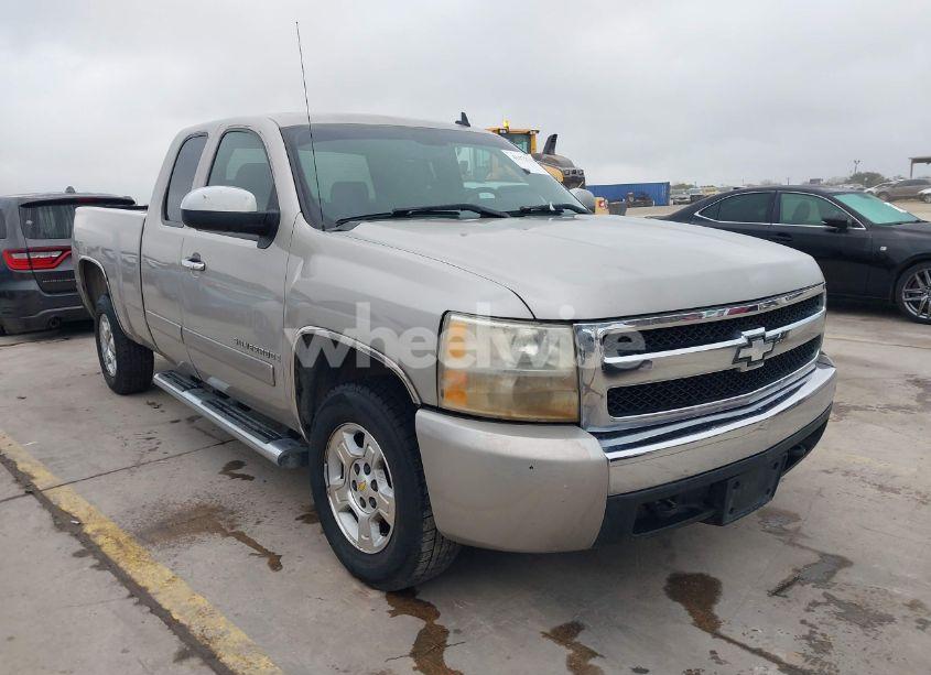 2008 Chevrolet Silverado 1500 LT1 (VIN 1GCEC19C68Z287545) main photo