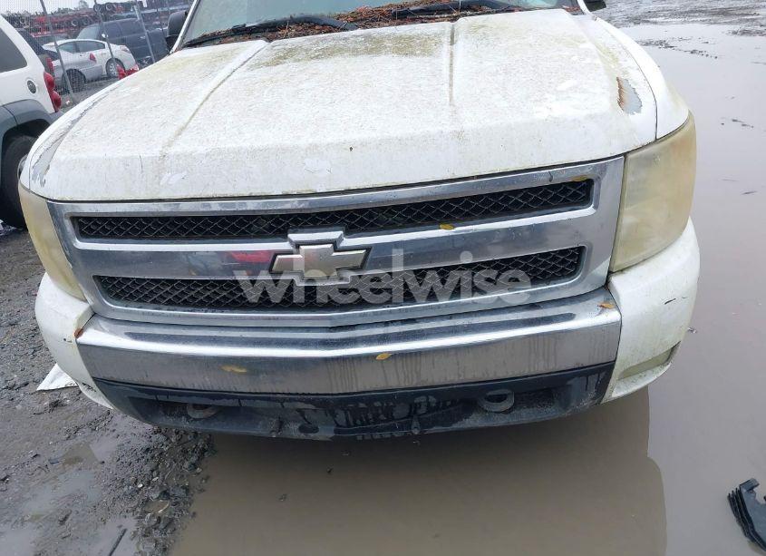 Photo 13 of 2007 Chevrolet Silverado 1500 LT1 (VIN 1GCEC19CX7Z530028)