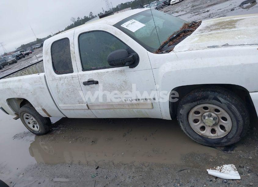 Photo 14 of 2007 Chevrolet Silverado 1500 LT1 (VIN 1GCEC19CX7Z530028)