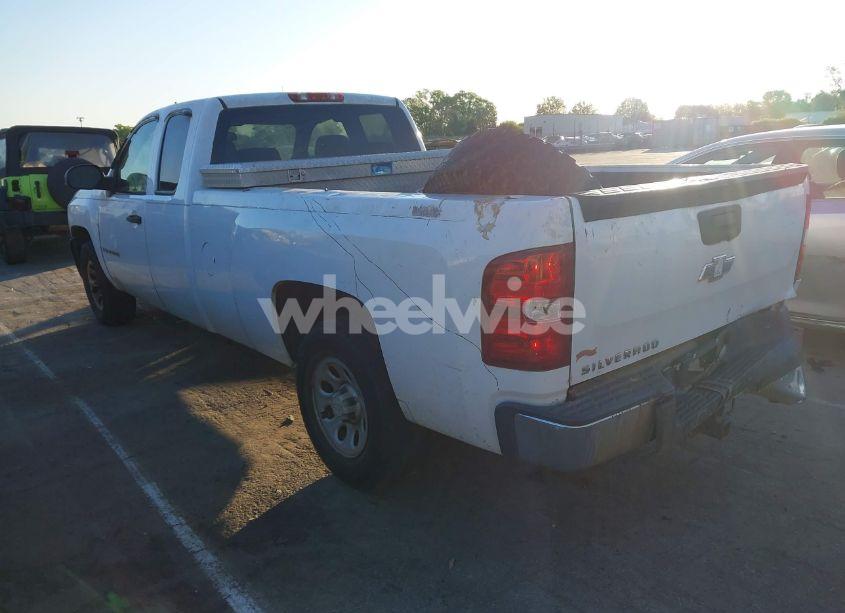 Photo 3 of 2007 Chevrolet Silverado 1500 WORK TRUCK (VIN 1GCEC19J07E552769)