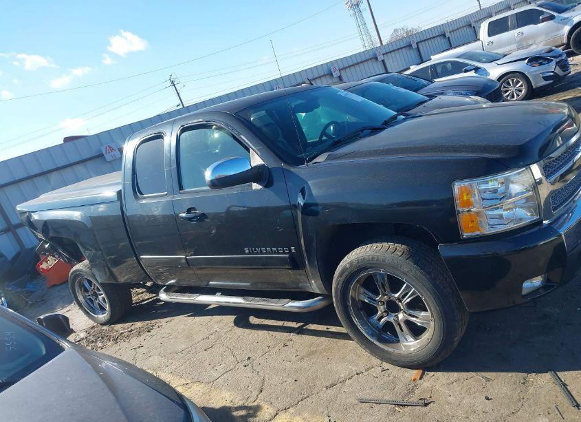 Photo 13 of 2007 Chevrolet Silverado 1500 LTZ (VIN 1GCEC19J07E571581)