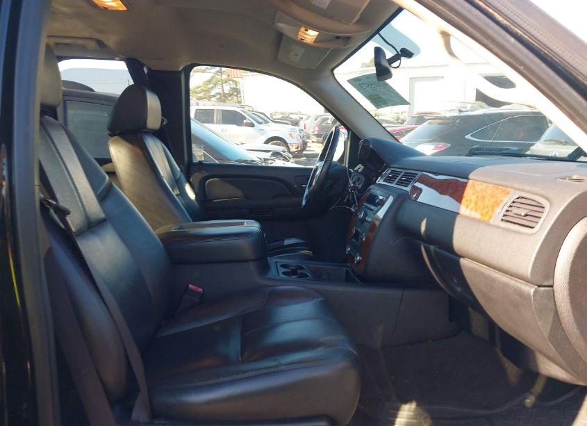 Photo 5 of 2007 Chevrolet Silverado 1500 LTZ (VIN 1GCEC19J07E571581)