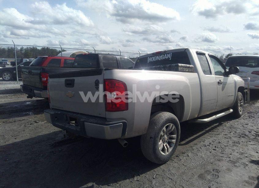 Photo 4 of 2008 Chevrolet Silverado 1500 LT1 (VIN 1GCEC19J08Z248755)